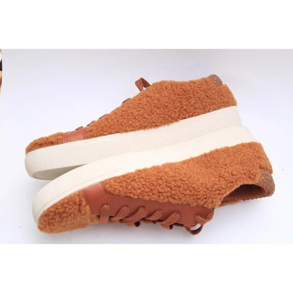 NWOB vince Camuto Milzy Sneaker Shoes 8 M